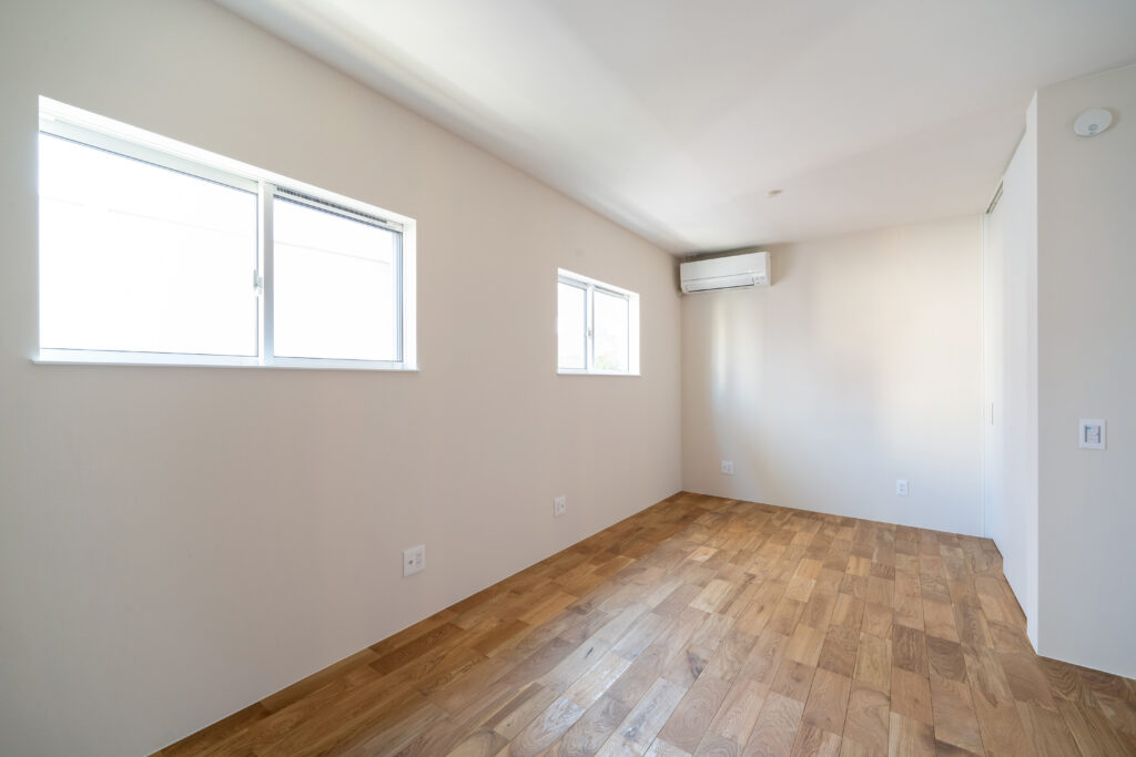 子ども部屋の窓。