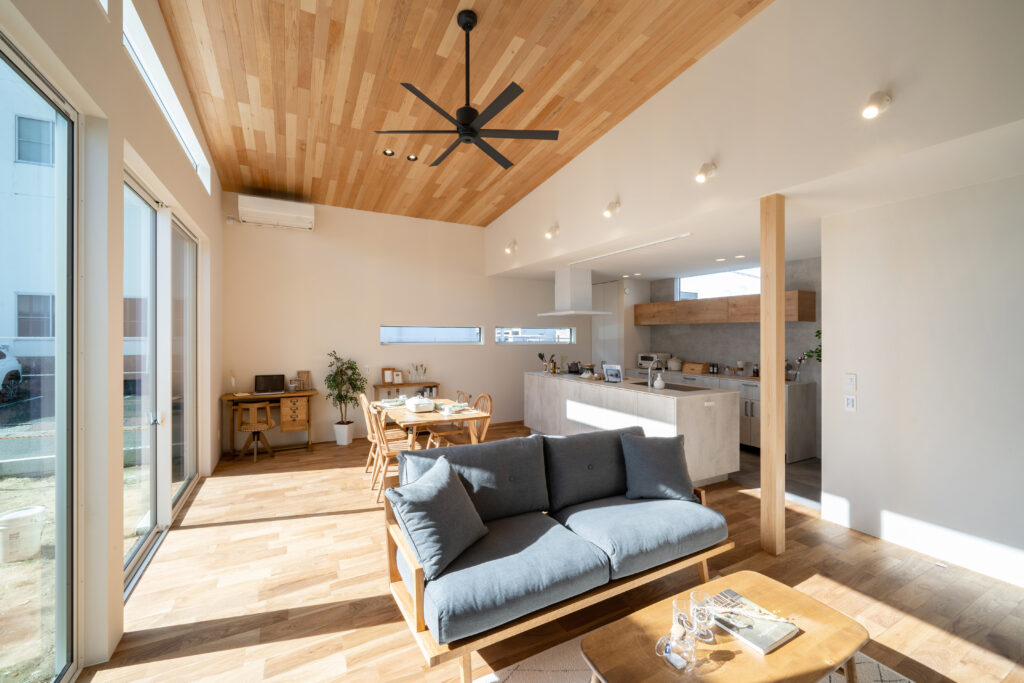 キッチンリビングがフラットな平屋